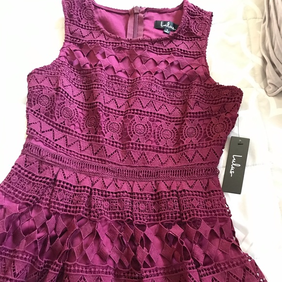 Lulu’s embroidered dress - Picture 3 of 6